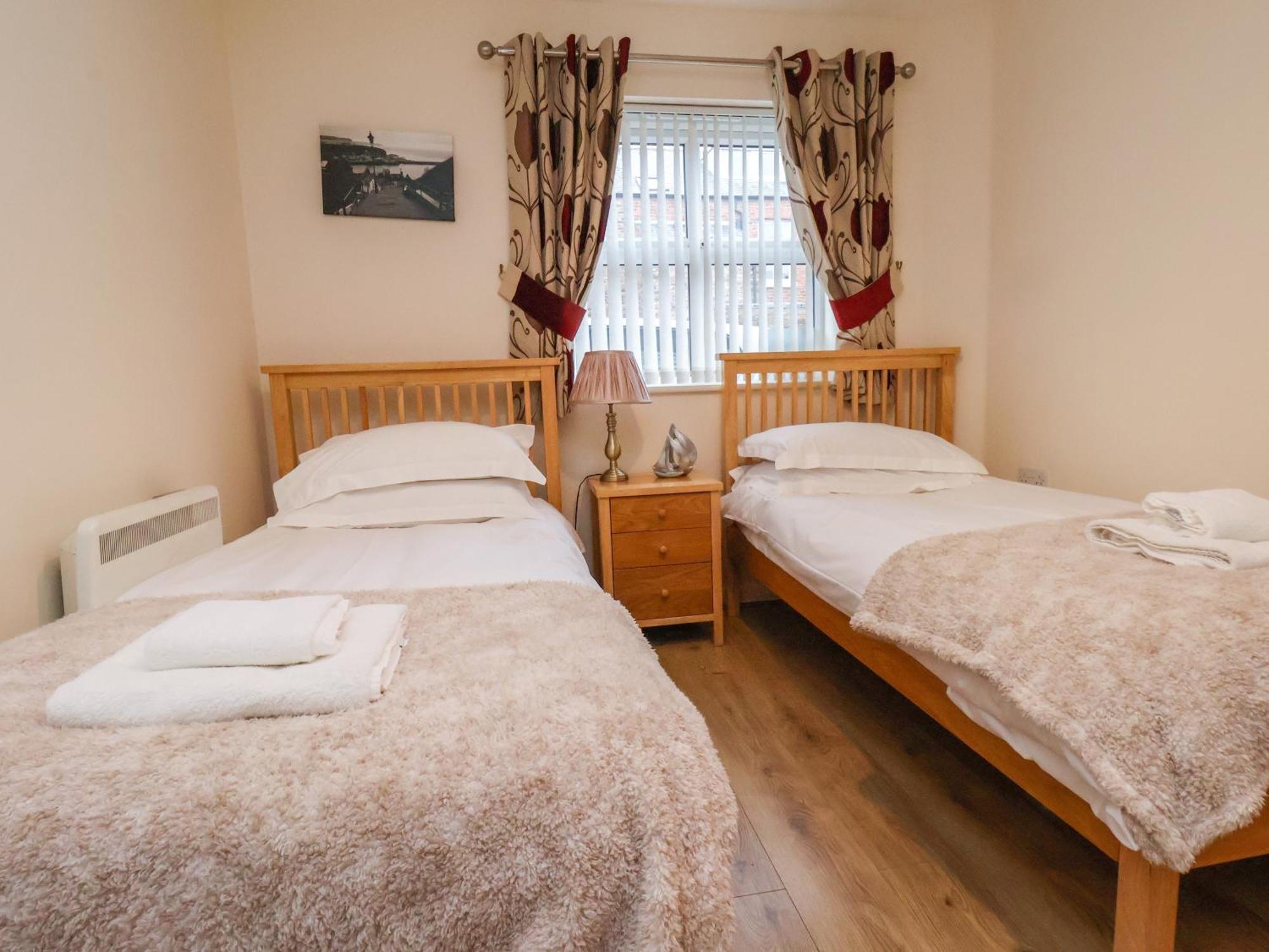 Cadliam Apartamento Whitby Exterior foto
